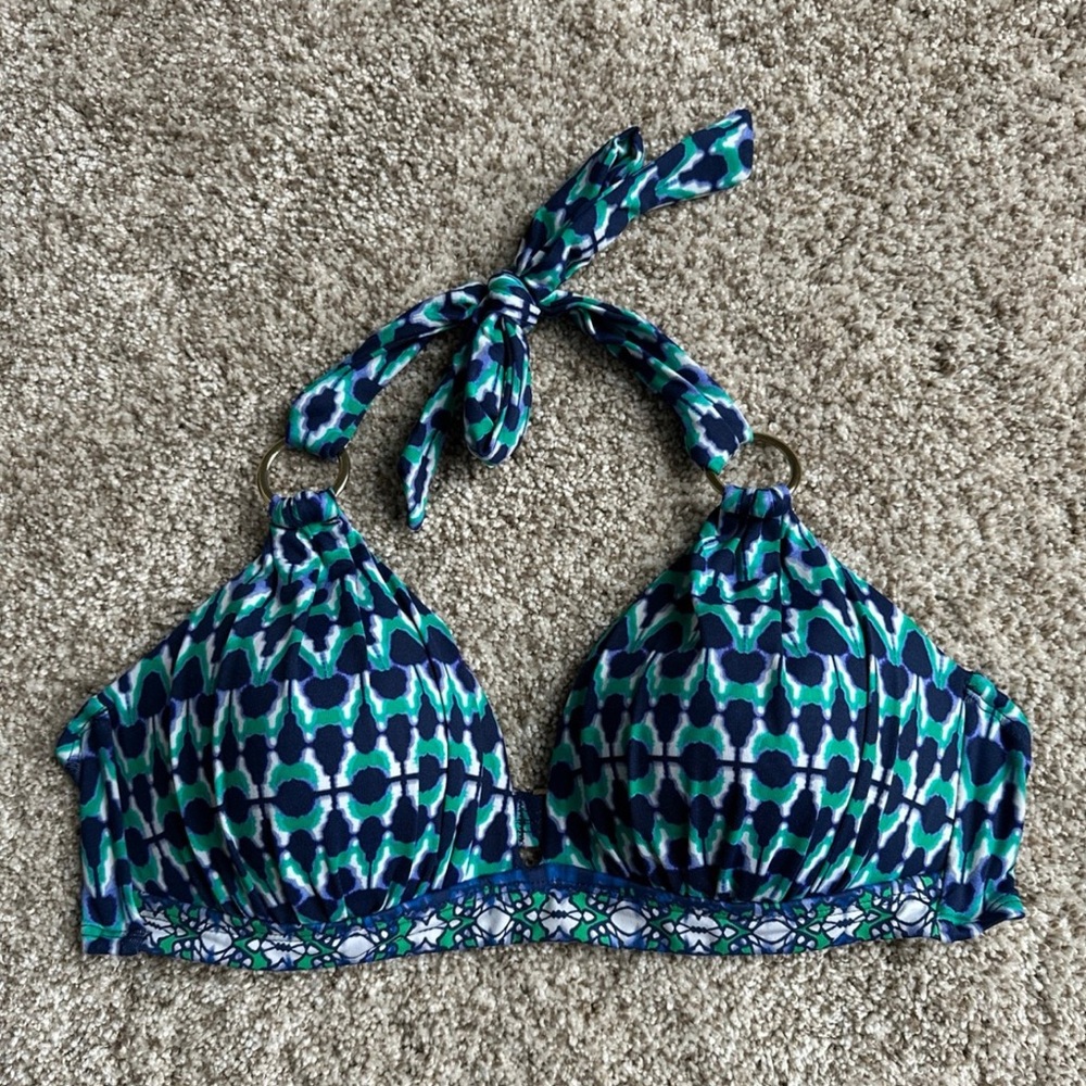 LIZ CLAIBORNE Patterned Bikini Top